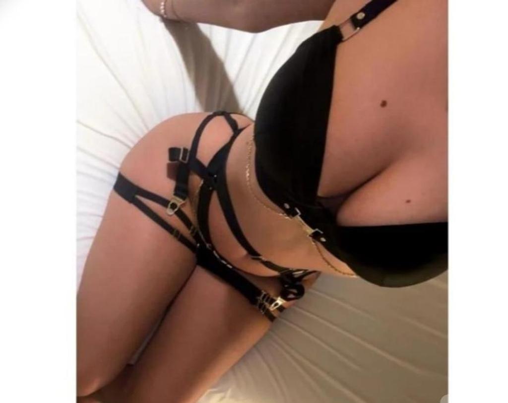  is Female Escorts. | Manchester | United Kingdom | United Kingdom | scarletamour.com 