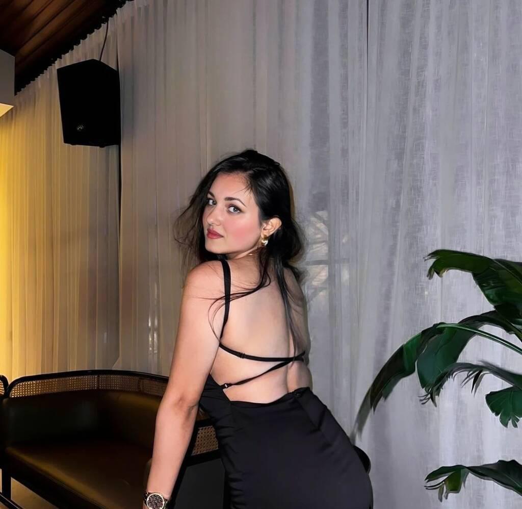 Simrat is Female Escorts. | Kitchener | Ontario | Canada | scarletamour.com 