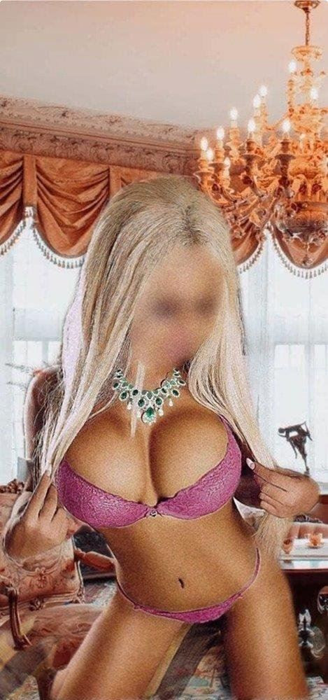 Blonde bombshell is Female Escorts. | Sydney | Australia | Australia | scarletamour.com 