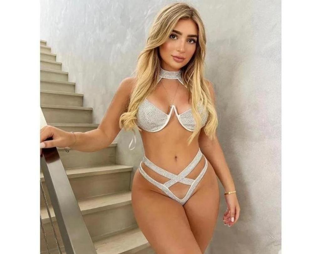  is Female Escorts. | London | United Kingdom | United Kingdom | scarletamour.com 