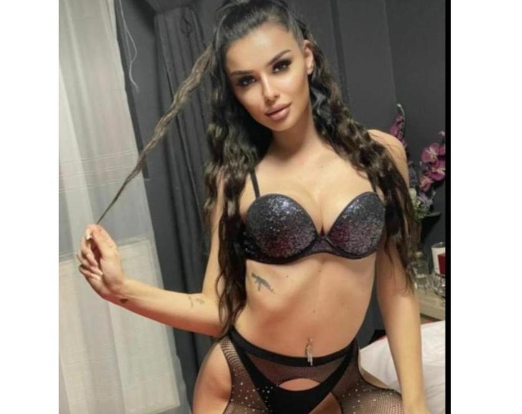  is Female Escorts. | Bath | United Kingdom | United Kingdom | scarletamour.com 