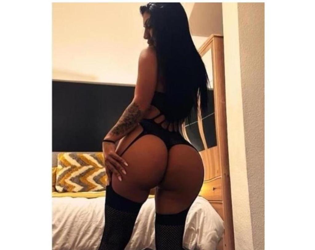  is Female Escorts. | Essex | United Kingdom | United Kingdom | scarletamour.com 