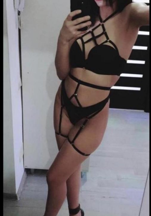 Arlene is Female Escorts. | Townsville | Australia | Australia | scarletamour.com 