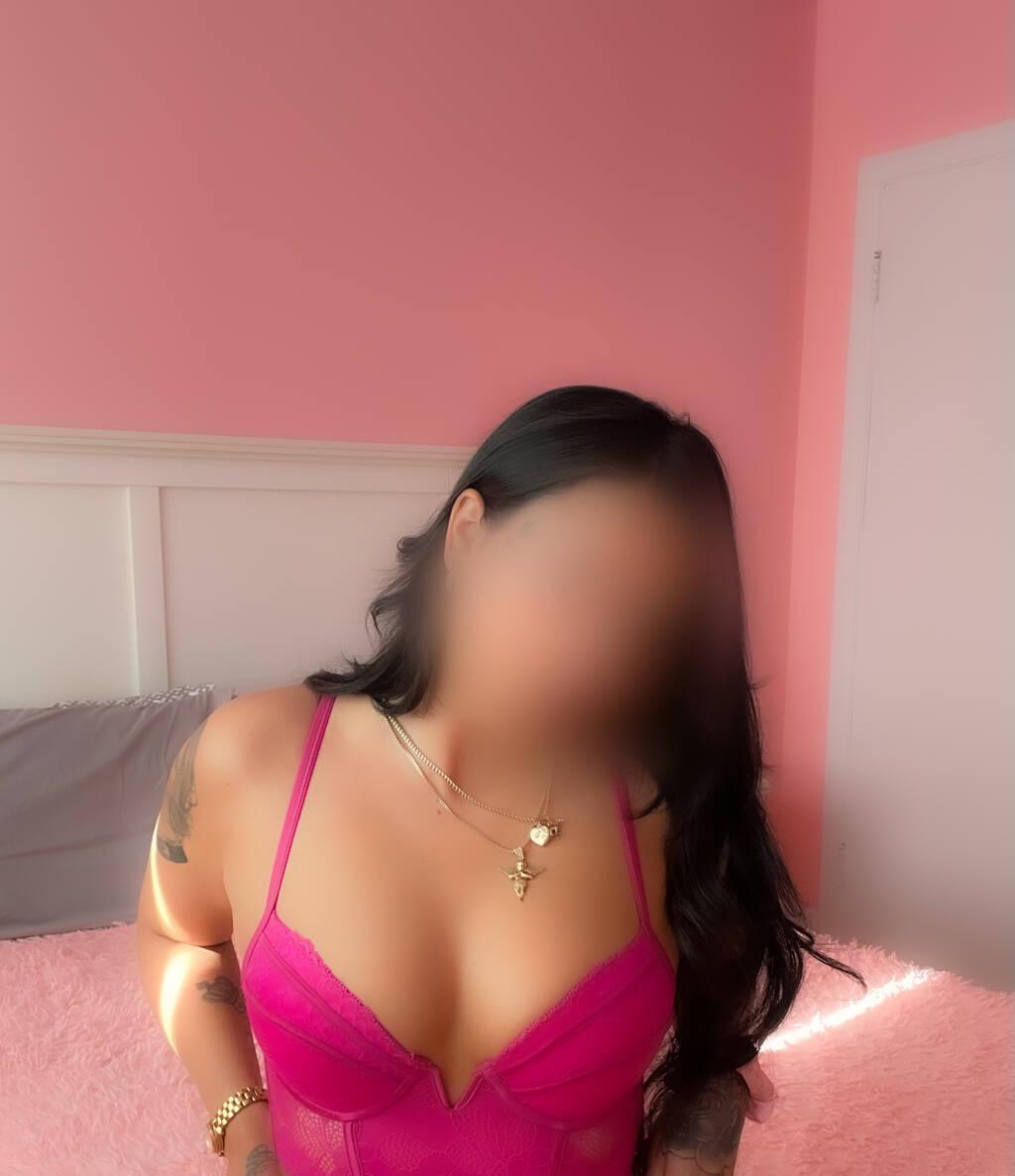 Anika is Female Escorts. | Montreal | Quebec | Canada | scarletamour.com 