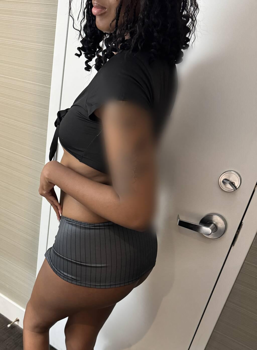 Rose D’amour is Female Escorts. | Kamloops | British Columbia | Canada | scarletamour.com 