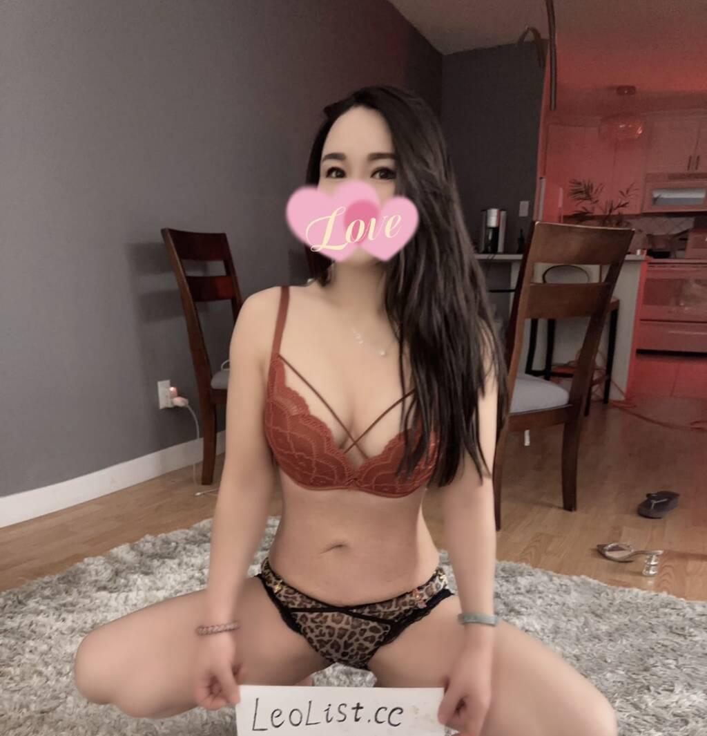 Kimi is Female Escorts. | Kelowna | British Columbia | Canada | scarletamour.com 