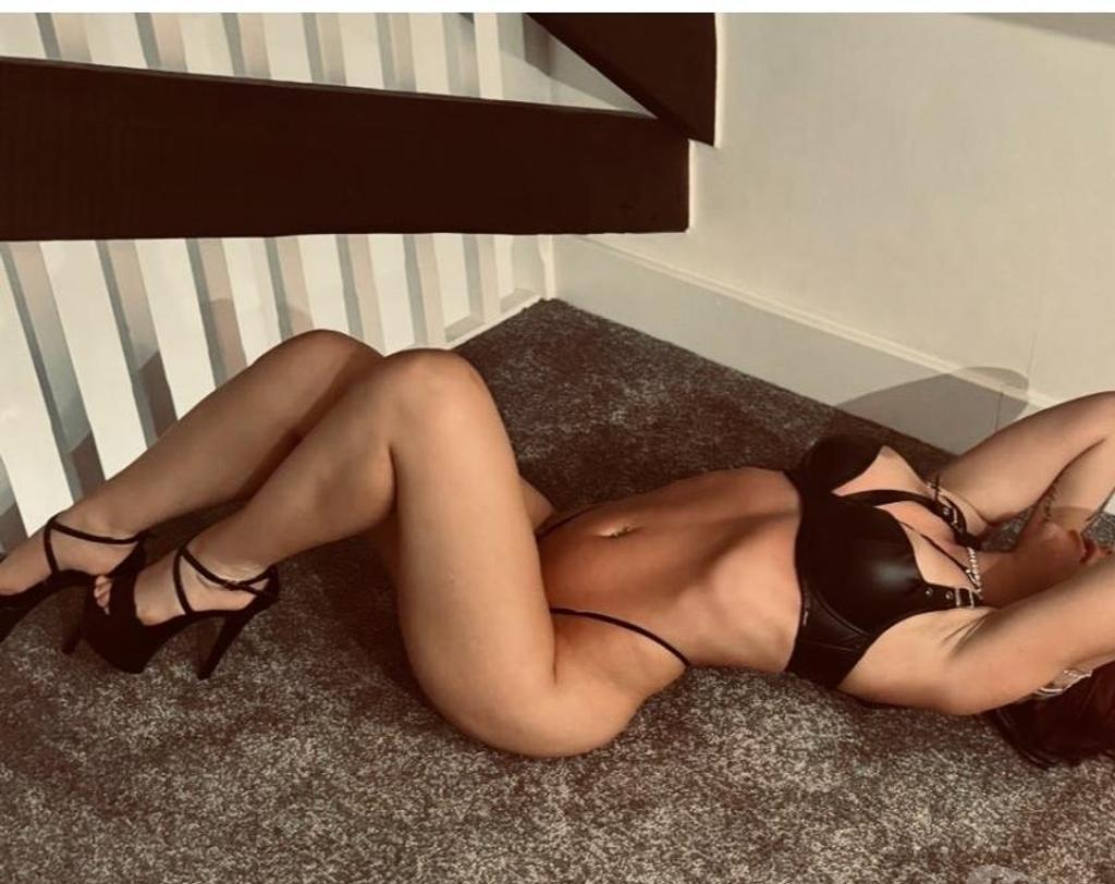  is Female Escorts. | Leeds | United Kingdom | United Kingdom | scarletamour.com 