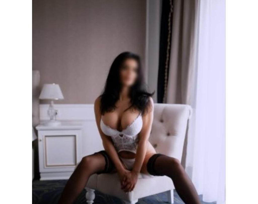  is Female Escorts. | Kent | United Kingdom | United Kingdom | scarletamour.com 