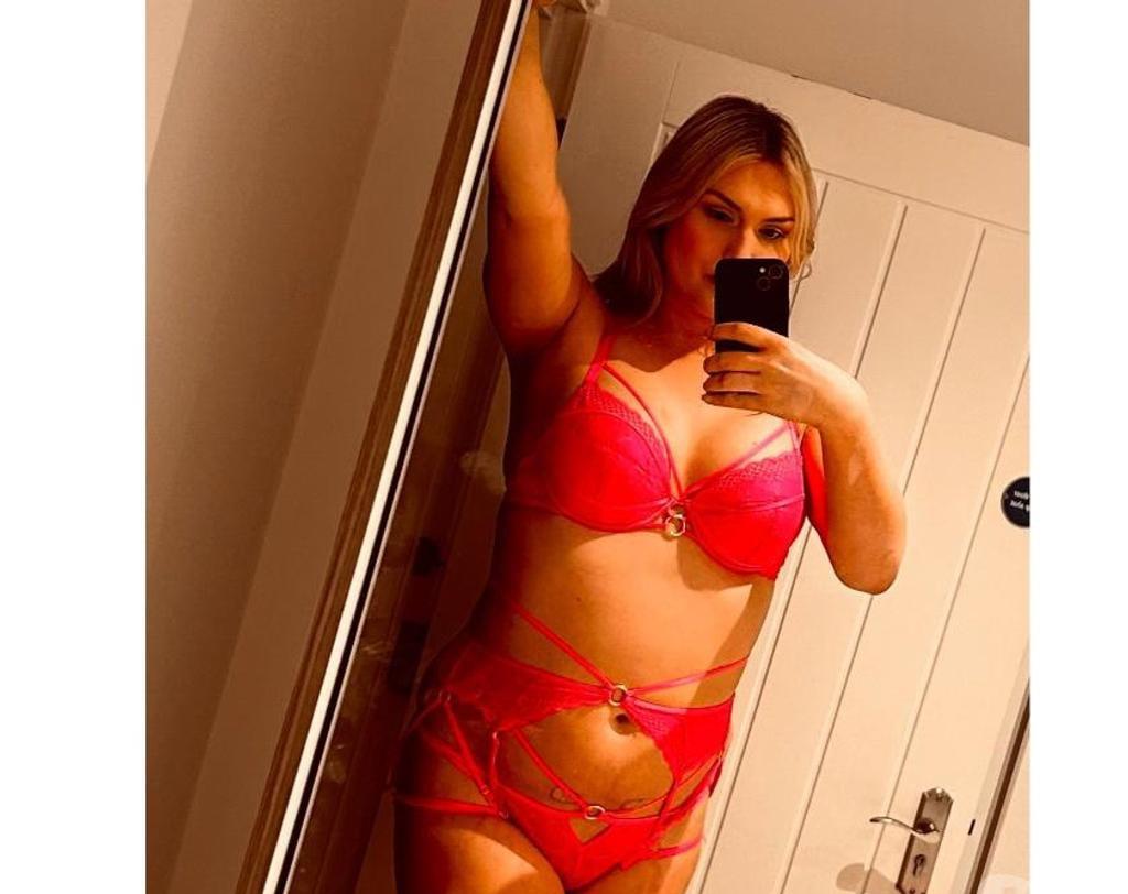  is Female Escorts. | East Midlands | United Kingdom | United Kingdom | scarletamour.com 