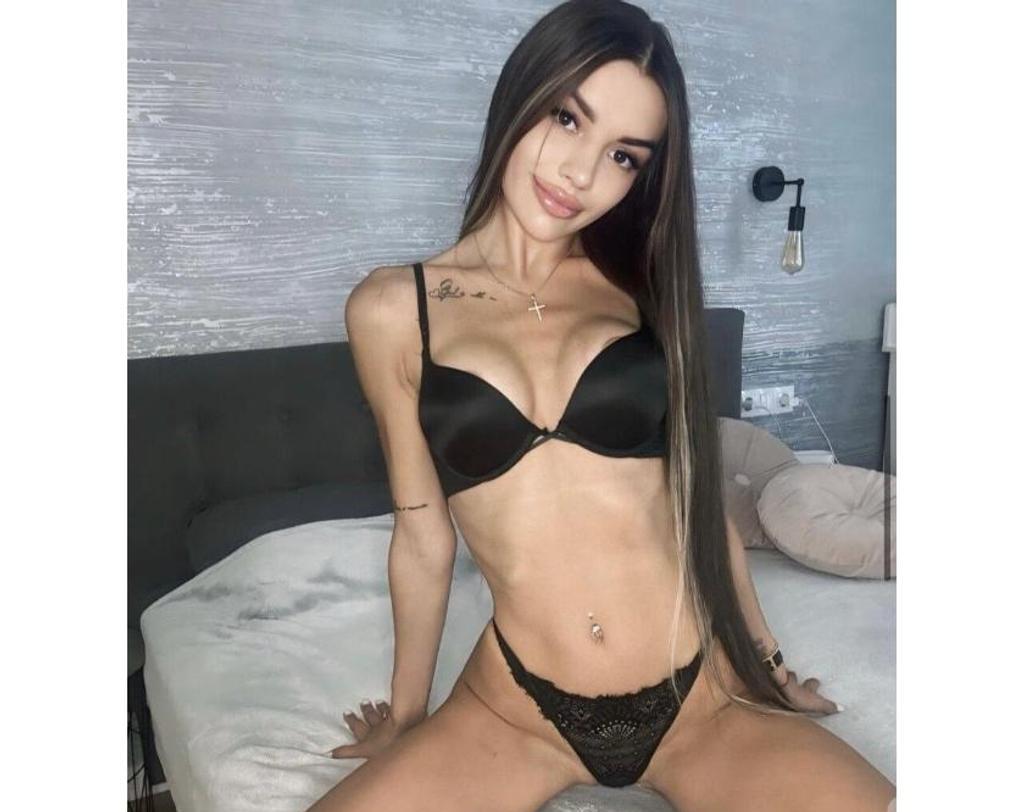  is Female Escorts. | London | United Kingdom | United Kingdom | scarletamour.com 