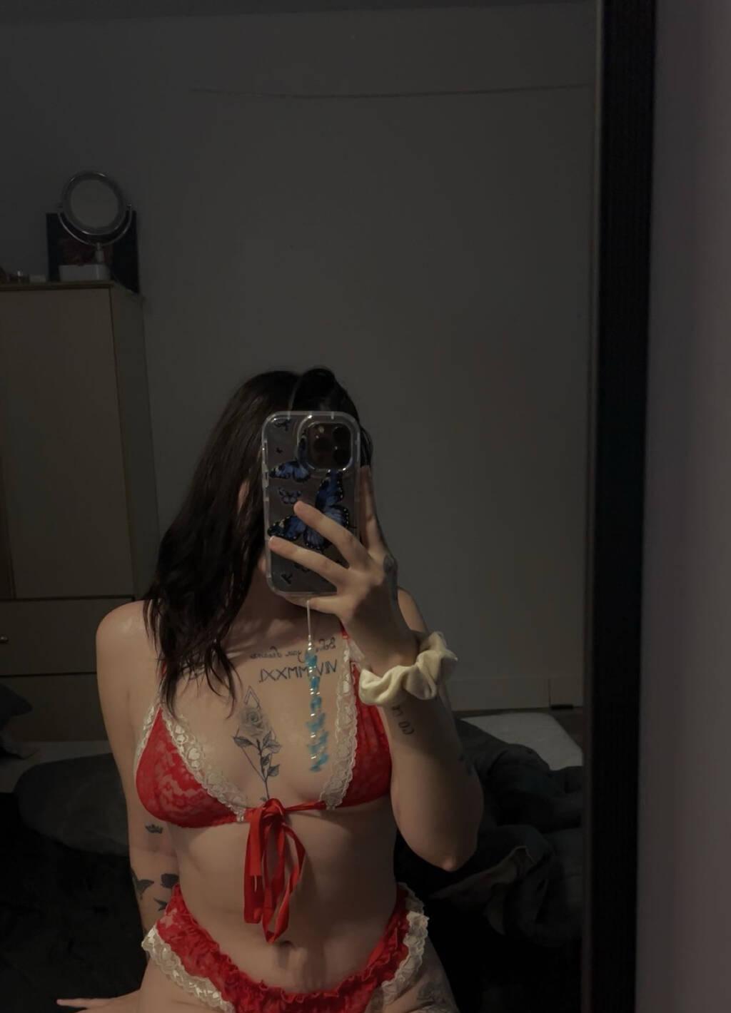 Marie is Female Escorts. | Trois Rivieres | Quebec | Canada | scarletamour.com 