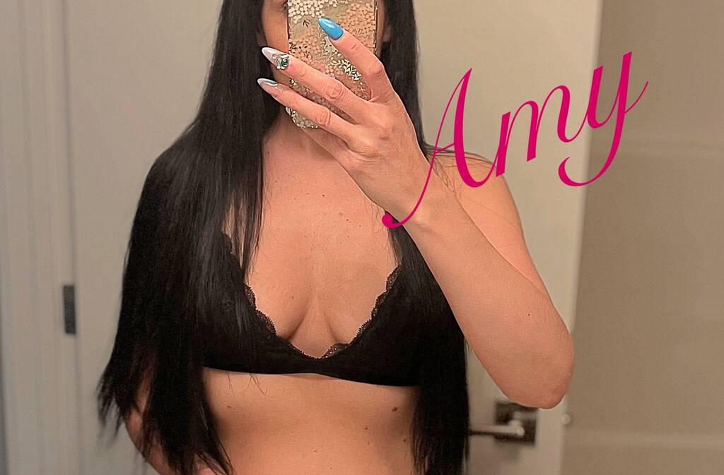 Amy is Female Escorts. | Calgary | Alberta | Canada | scarletamour.com 