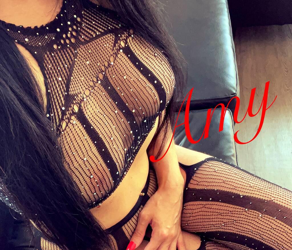 Amy is Female Escorts. | Calgary | Alberta | Canada | scarletamour.com 