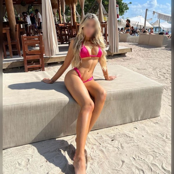  is Female Escorts. | Fort Lauderdale | Florida | United States | scarletamour.com 