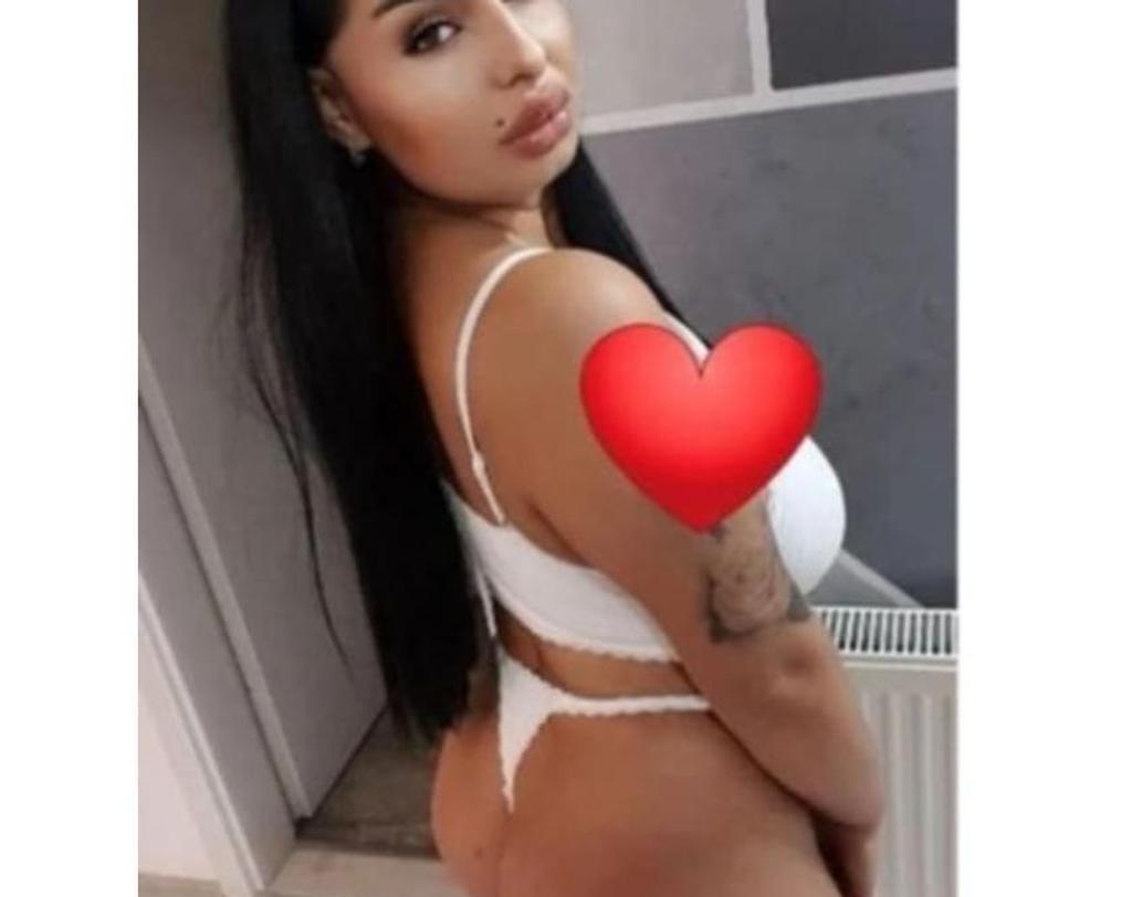  is Female Escorts. | Devon | United Kingdom | United Kingdom | scarletamour.com 