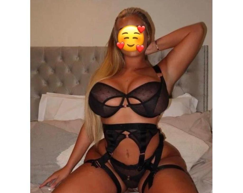  is Female Escorts. | East Midlands | United Kingdom | United Kingdom | scarletamour.com 