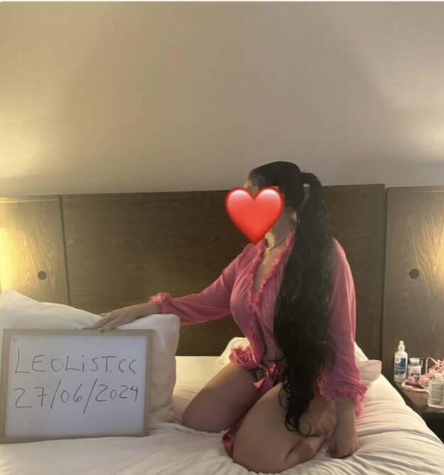 Maïssa is Female Escorts. | Barrie | Ontario | Canada | scarletamour.com 