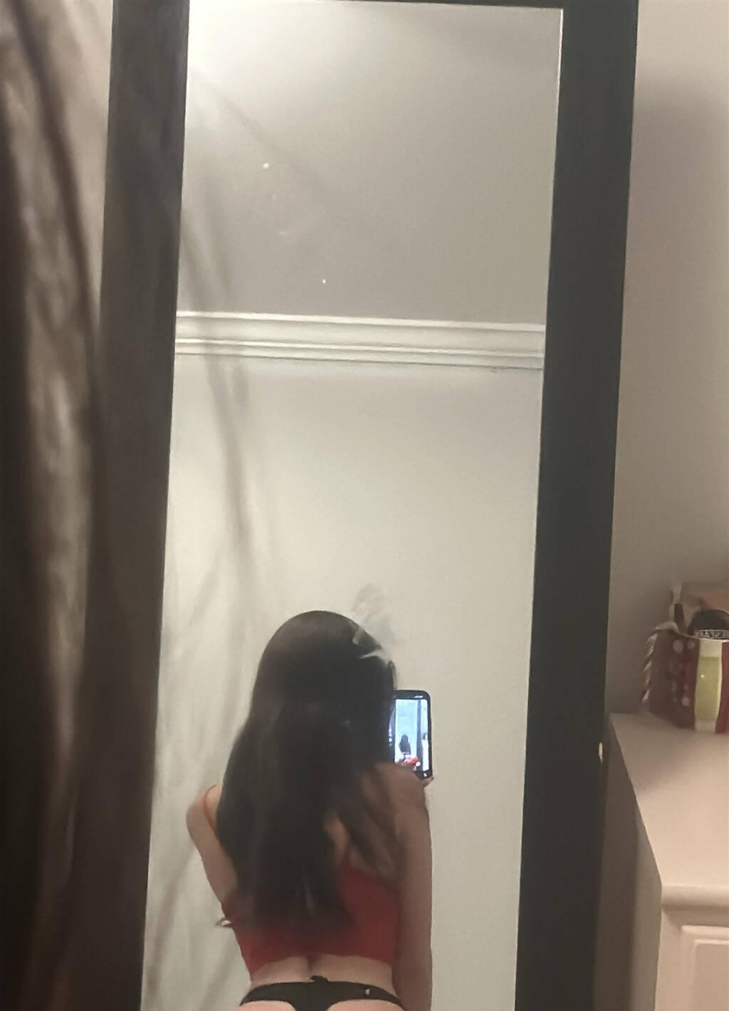 Maely is Female Escorts. | Trois Rivieres | Quebec | Canada | scarletamour.com 