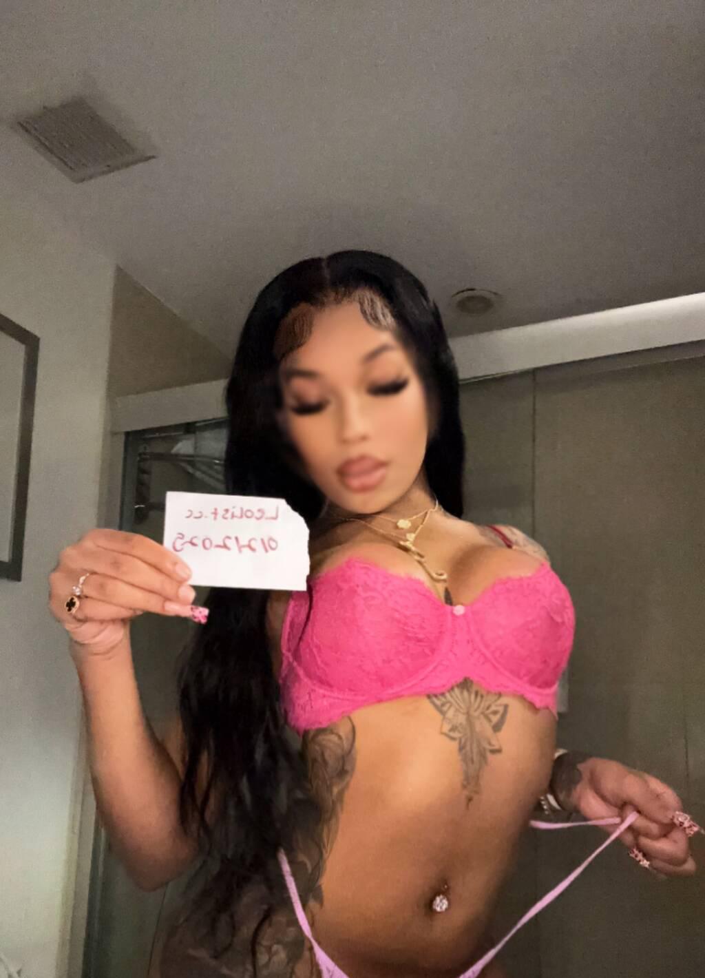 Ariana snow is Female Escorts. | windsor | Ontario | Canada | scarletamour.com 