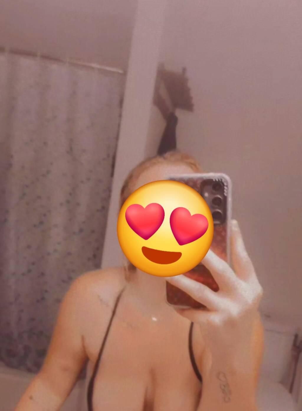 Naughtie is Female Escorts. | Moncton | New Brunswick | Canada | scarletamour.com 