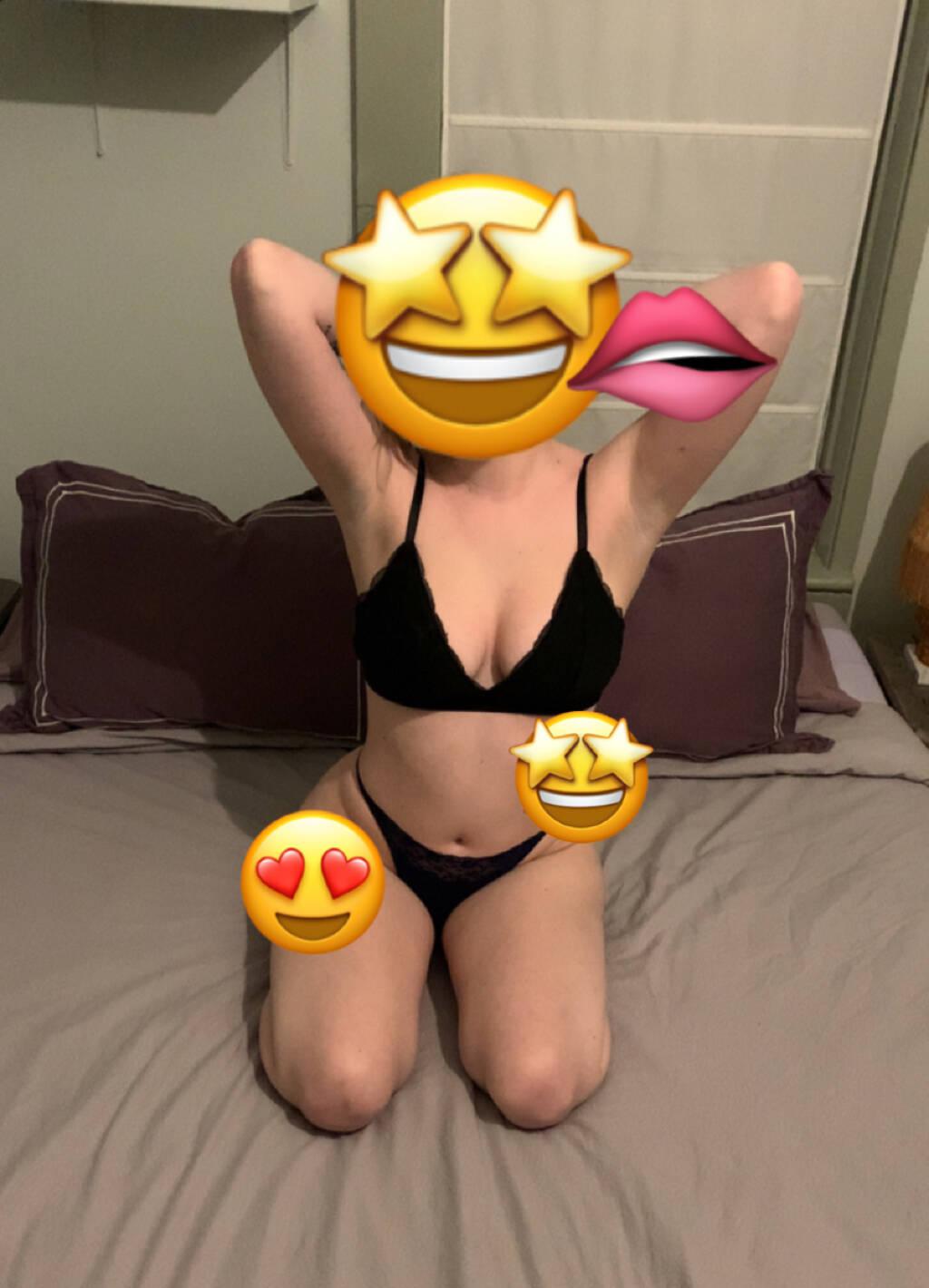 Bella is Female Escorts. | Moncton | New Brunswick | Canada | scarletamour.com 