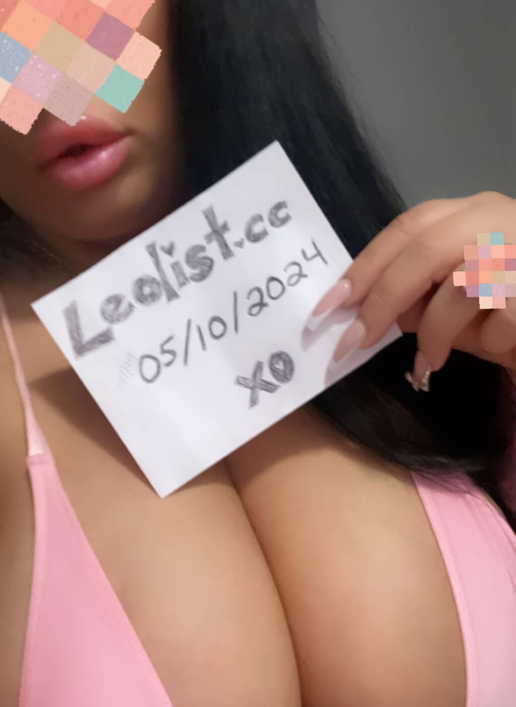 MelanieThaBody is Female Escorts. | windsor | Ontario | Canada | scarletamour.com 