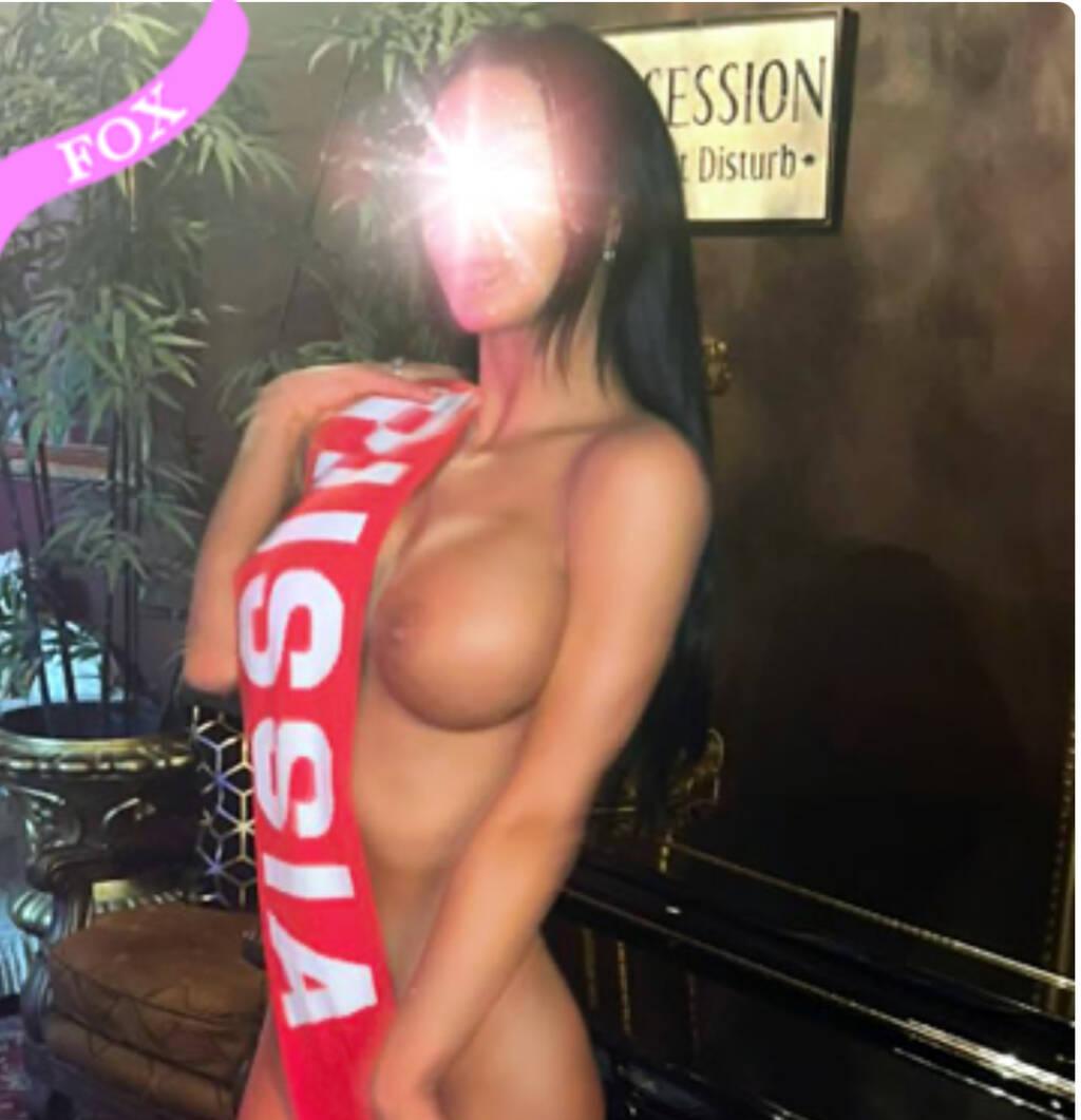 FoxDen.Ca & CarmanFox.Com is Female Escorts. | Vancouver | British Columbia | Canada | scarletamour.com 