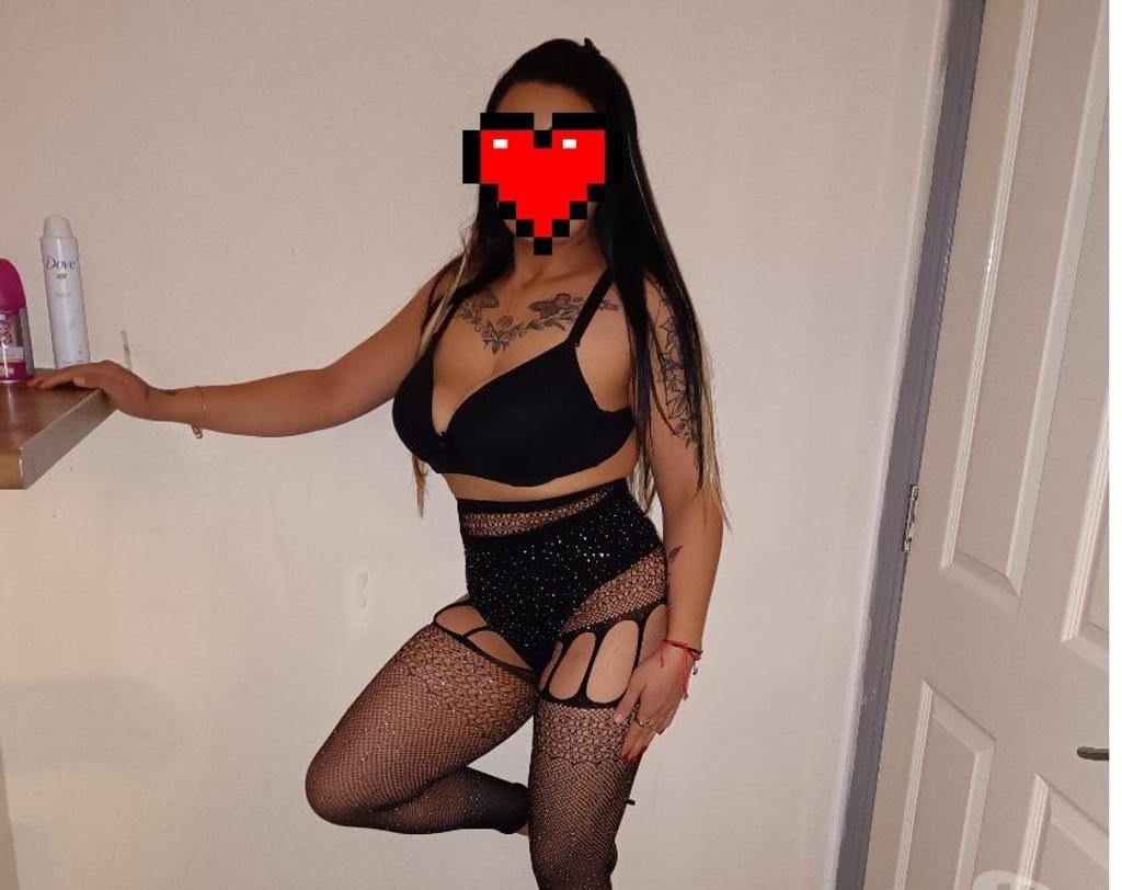  is Female Escorts. | Belfast | United Kingdom | United Kingdom | scarletamour.com 