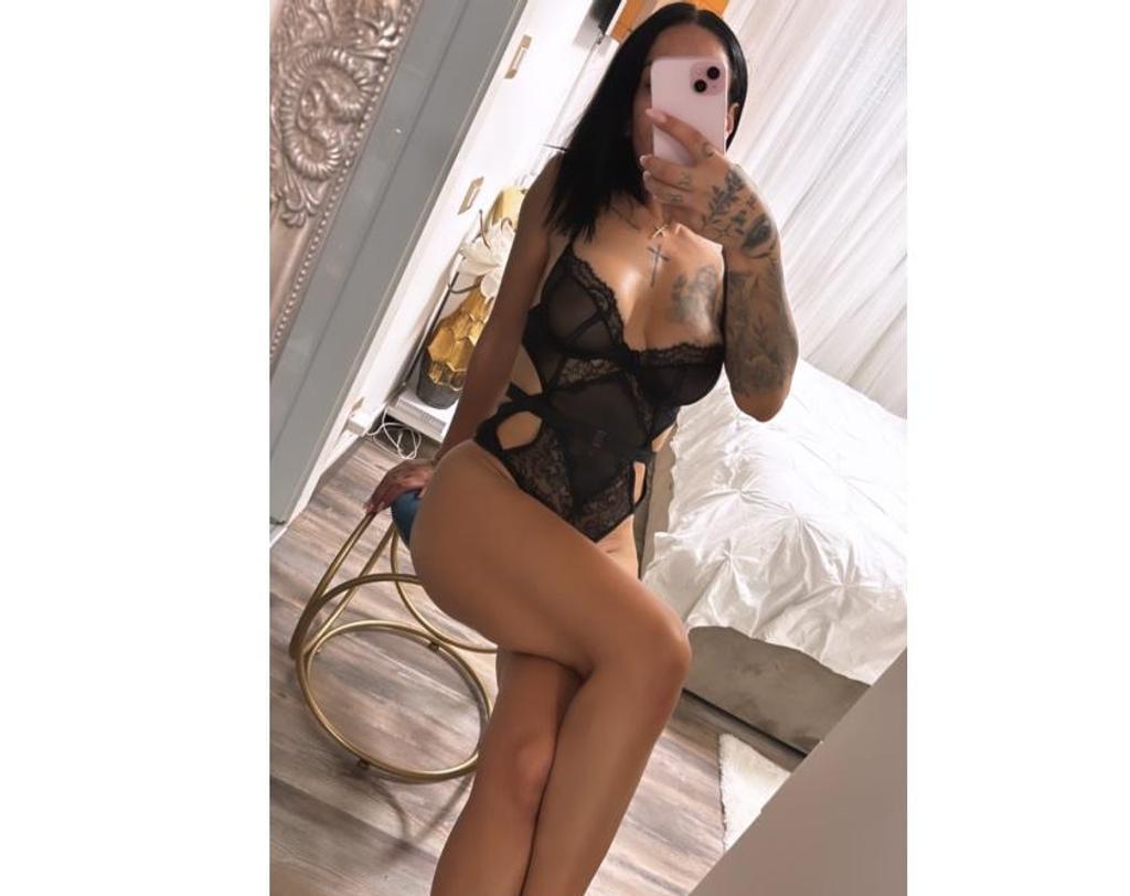  is Female Escorts. | Cambridge | United Kingdom | United Kingdom | scarletamour.com 