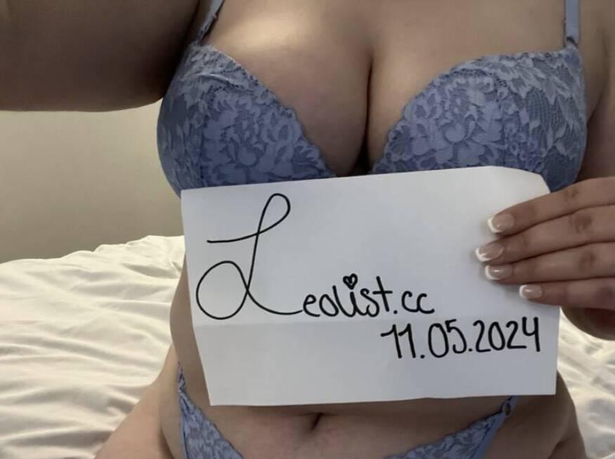 Anastasia is Female Escorts. | Kitchener | Ontario | Canada | scarletamour.com 