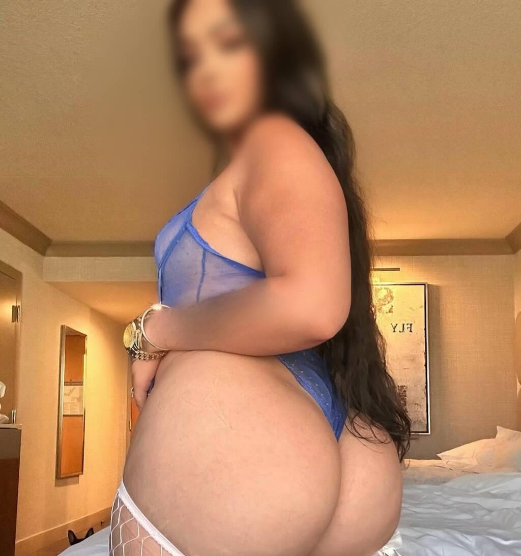 Brandi is Female Escorts. | Niagara | Ontario | Canada | scarletamour.com 