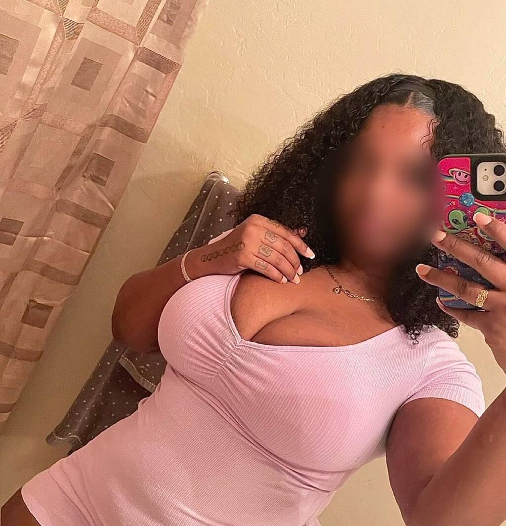 Tanisha is Female Escorts. | Saskatoon | Saskatchewan | Canada | scarletamour.com 