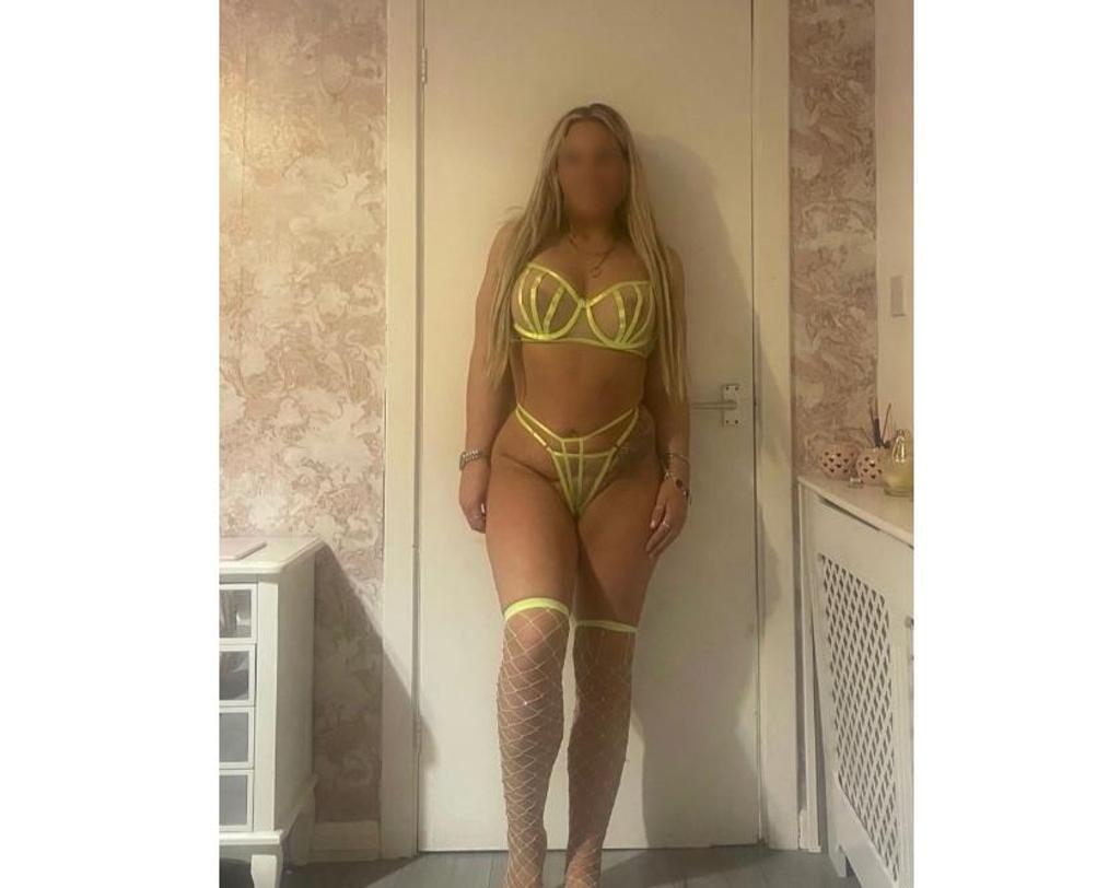  is Female Escorts. | East Midlands | United Kingdom | United Kingdom | scarletamour.com 