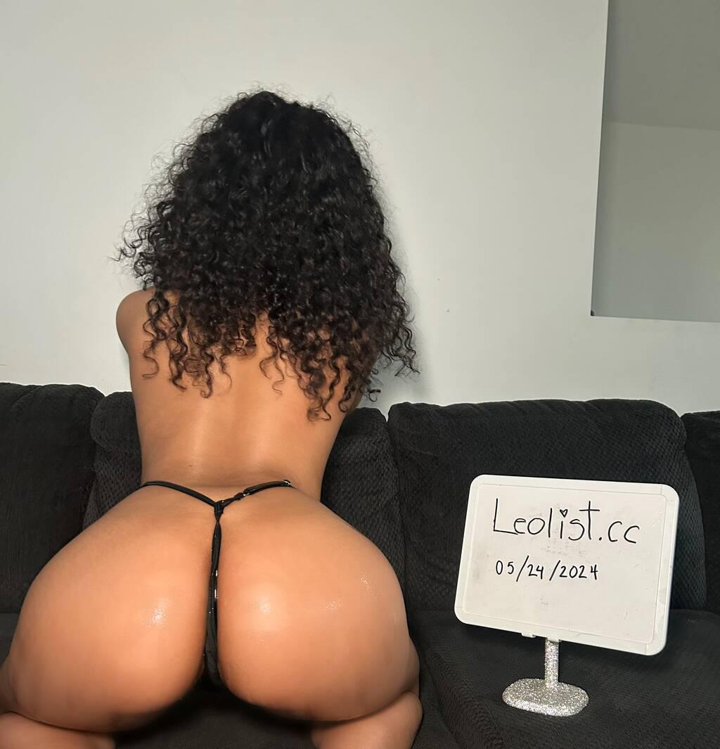 Zaria is Female Escorts. | Barrie | Ontario | Canada | scarletamour.com 