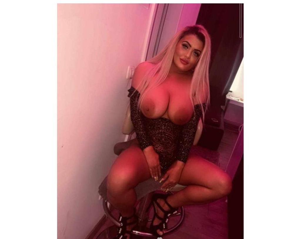  is Female Escorts. | London | United Kingdom | United Kingdom | scarletamour.com 