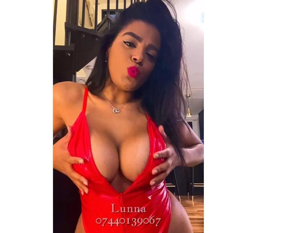  is Female Escorts. | Aberdeen | United Kingdom | United Kingdom | scarletamour.com 