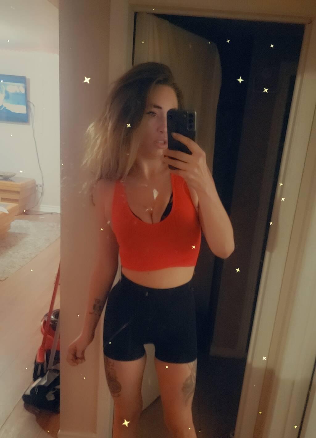 Abby is Female Escorts. | Barrie | Ontario | Canada | scarletamour.com 
