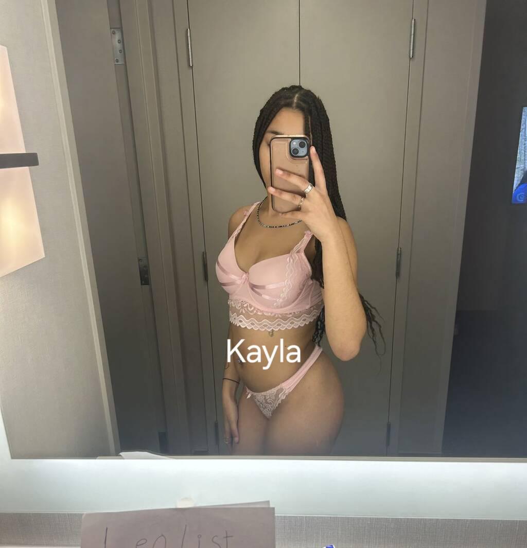 Keyla, Leila & Kayla is Female Escorts. | Quebec City | Quebec | Canada | scarletamour.com 