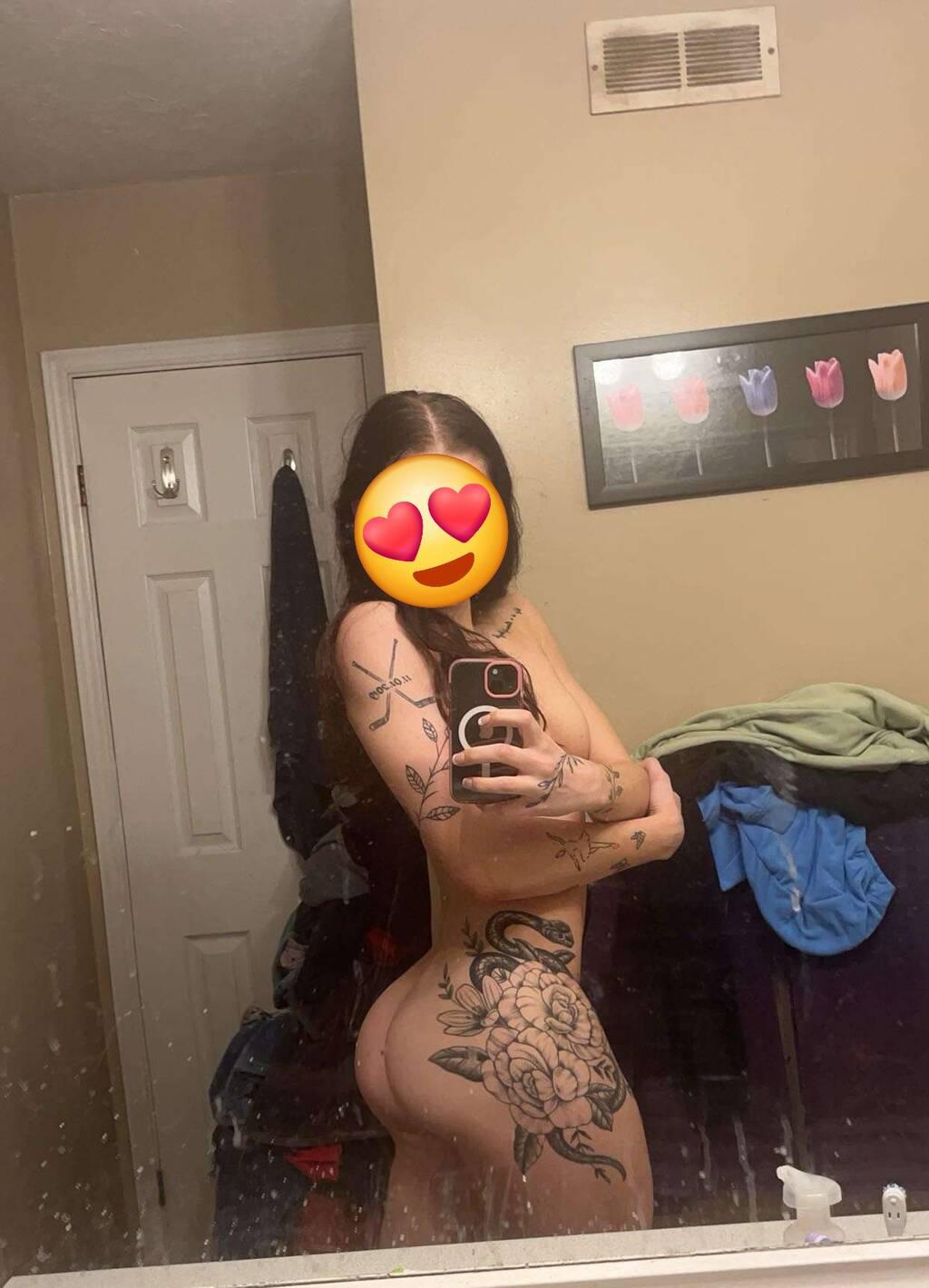 Brittney is Female Escorts. | Moncton | New Brunswick | Canada | scarletamour.com 