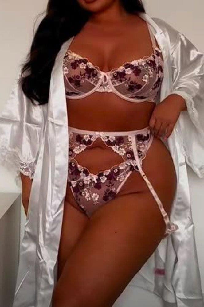 CurvyMoon is Female Escorts. | Adelaide | Australia | Australia | scarletamour.com 