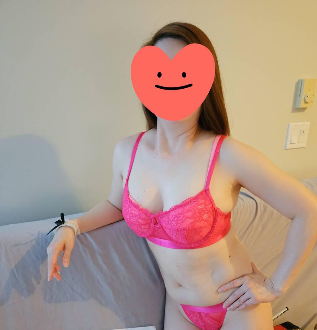 Hazel yumi is Female Escorts. | Vancouver | British Columbia | Canada | scarletamour.com 