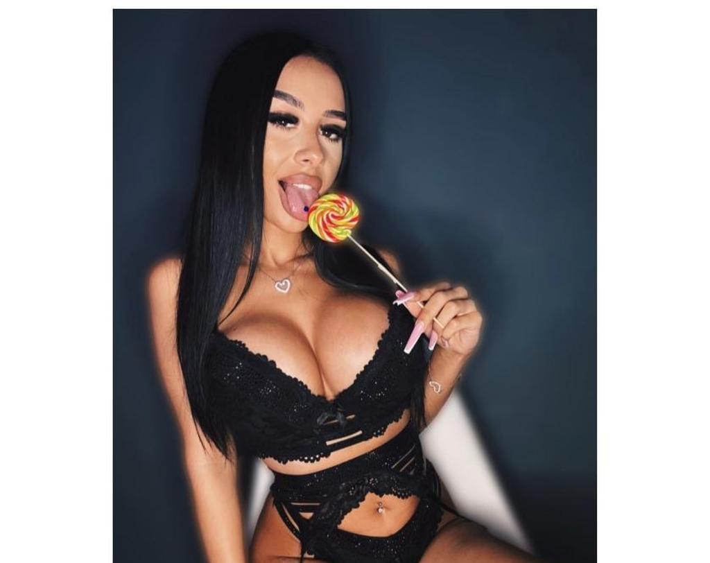  is Female Escorts. | Glasgow | United Kingdom | United Kingdom | scarletamour.com 