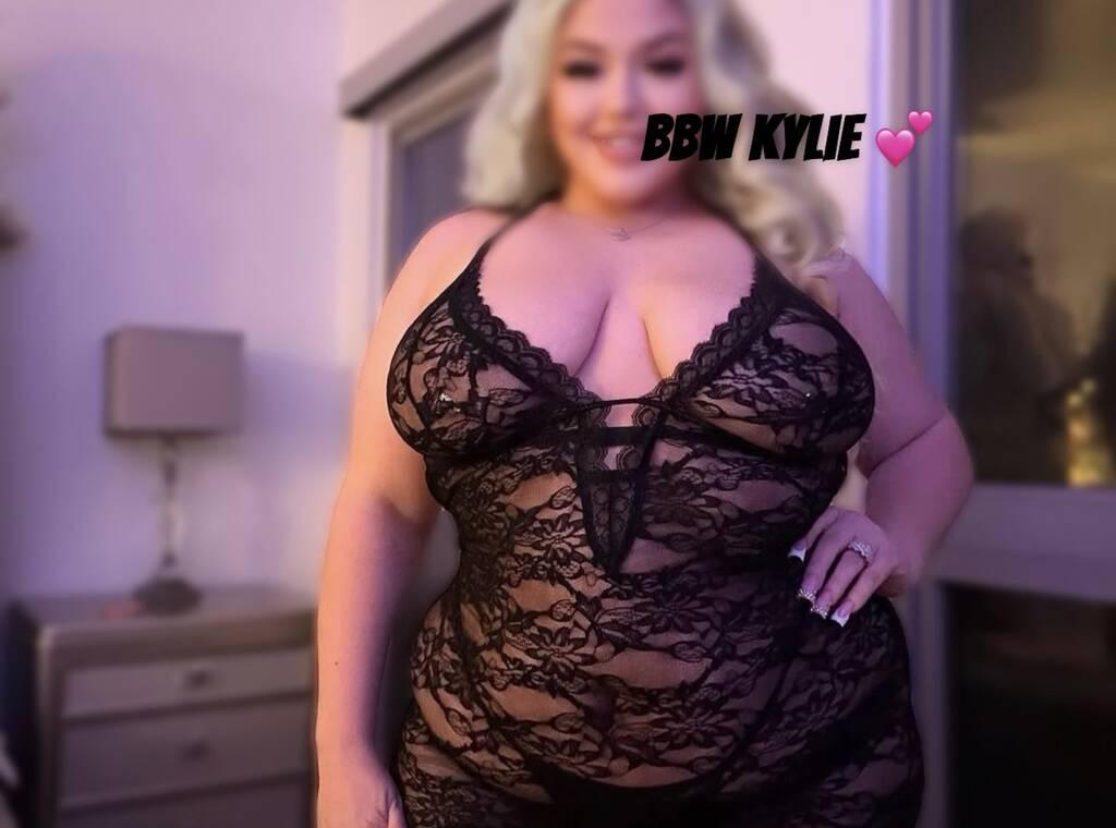 Kylie is Female Escorts. | St. John | New Brunswick | Canada | scarletamour.com 