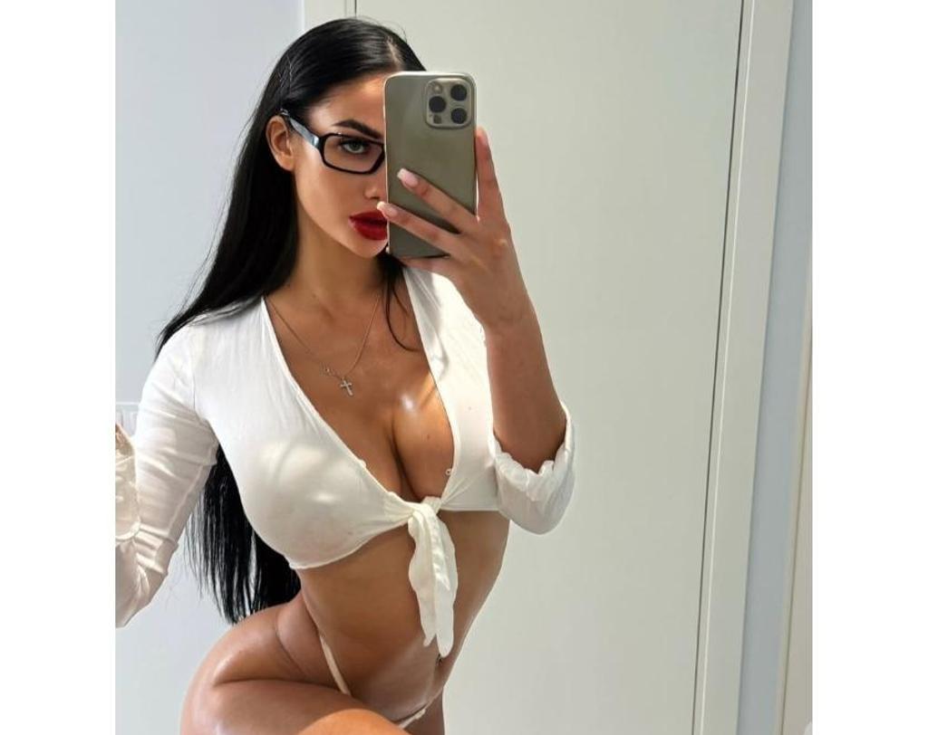  is Female Escorts. | Bath | United Kingdom | United Kingdom | scarletamour.com 