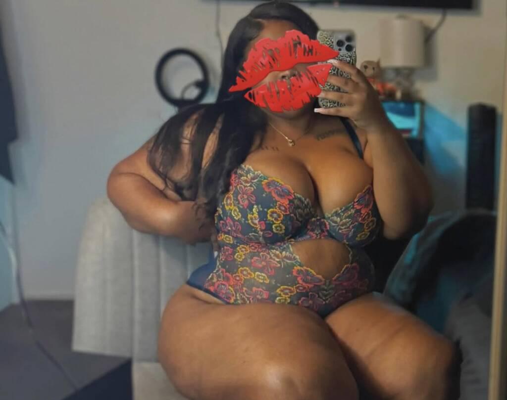 BBW VIXEN is Female Escorts. | Toronto | Ontario | Canada | scarletamour.com 