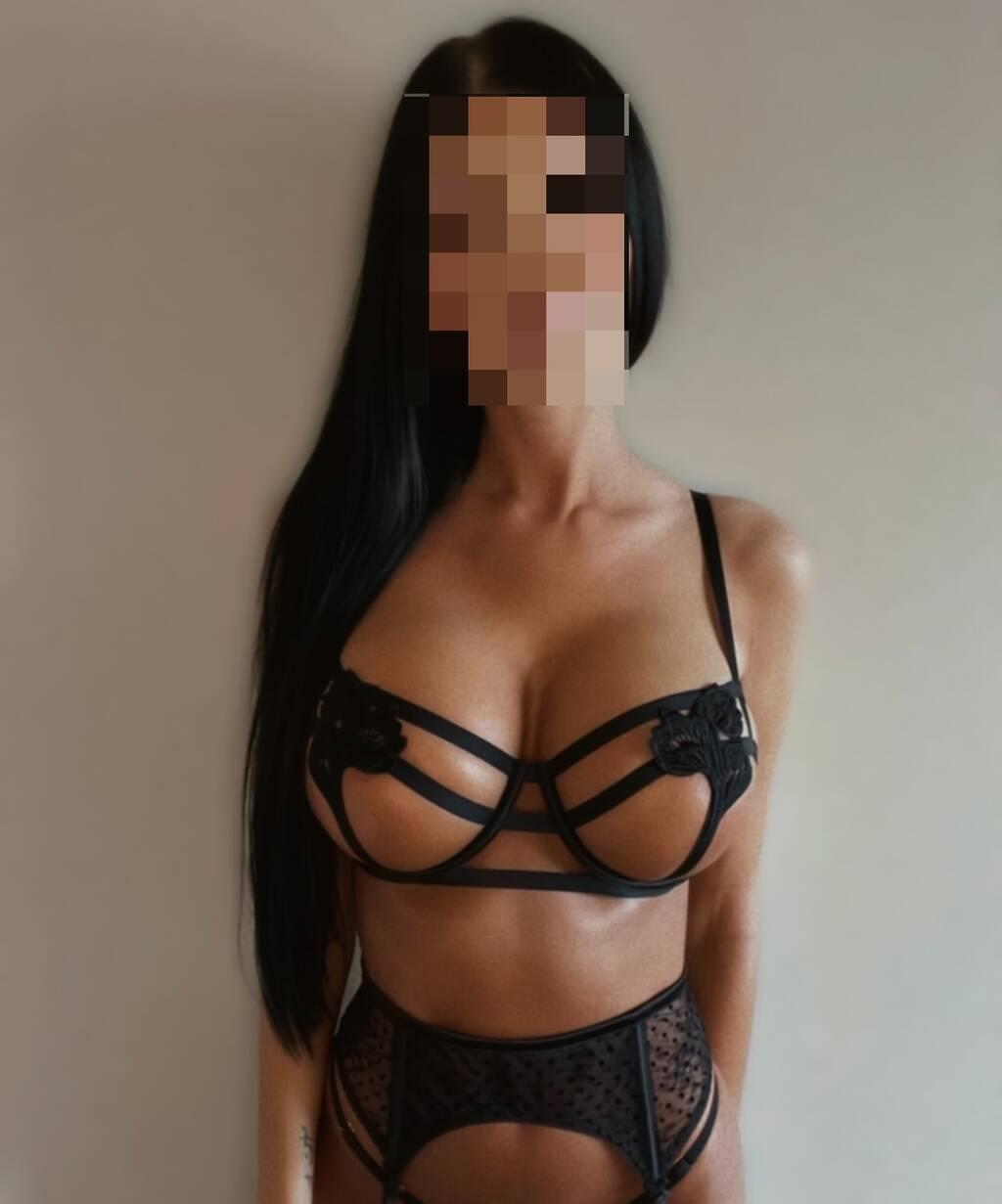 Melina Myles is Female Escorts. | Vancouver | British Columbia | Canada | scarletamour.com 