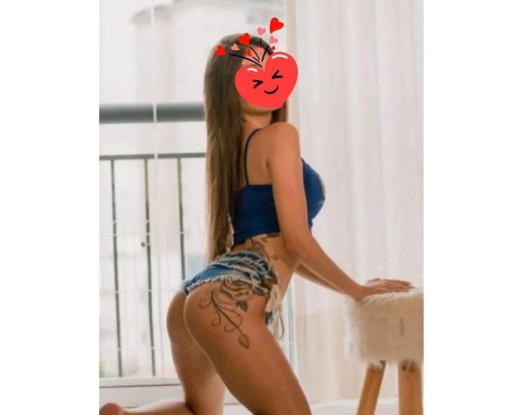  is Female Escorts. | Essex | United Kingdom | United Kingdom | scarletamour.com 