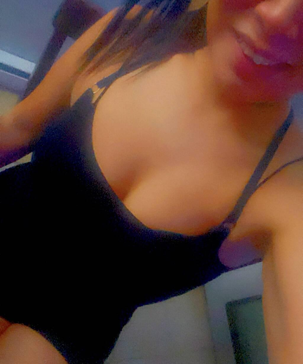 Kaahoe-Lee is Female Escorts. | Quebec City | Quebec | Canada | scarletamour.com 