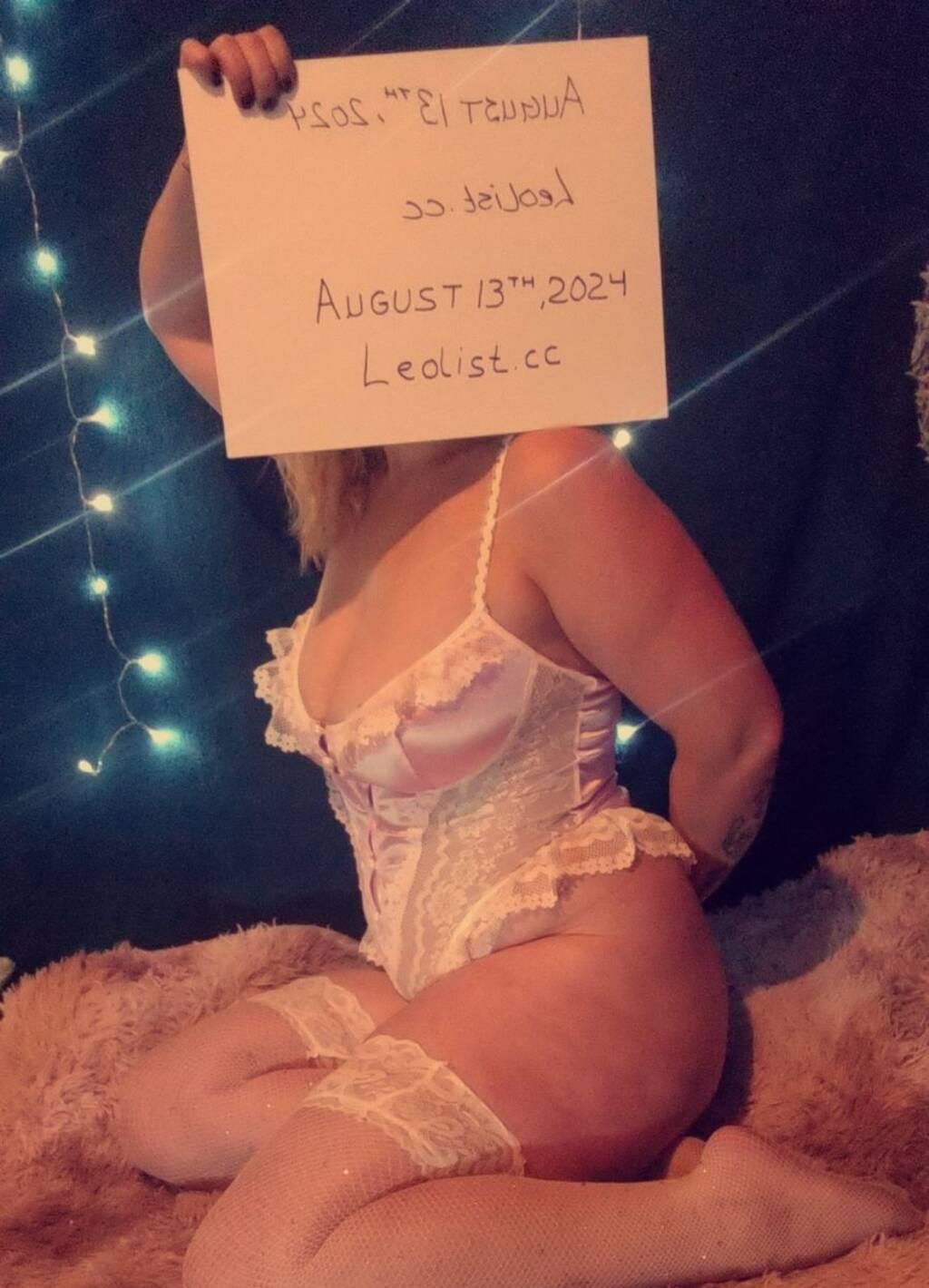 Let me please you is Female Escorts. | Prince George | British Columbia | Canada | scarletamour.com 
