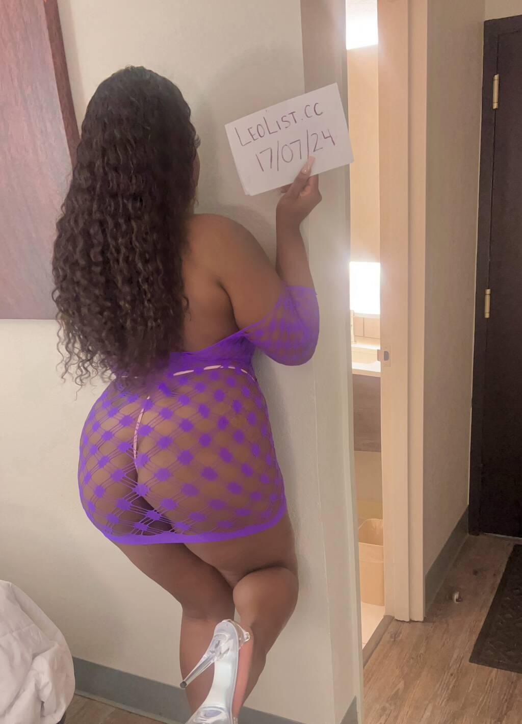 STACEY is Female Escorts. | Kingston | Ontario | Canada | scarletamour.com 